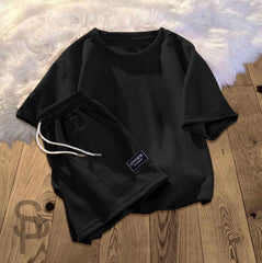 ležerni komplet majica i šorts