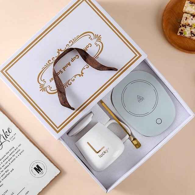 Šolja za kafu sa automatskom grejnom pločom