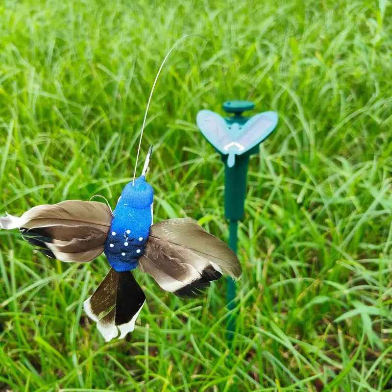 Dvostruko napajanje solarno + baterijsko Ptica(nasumična boja)